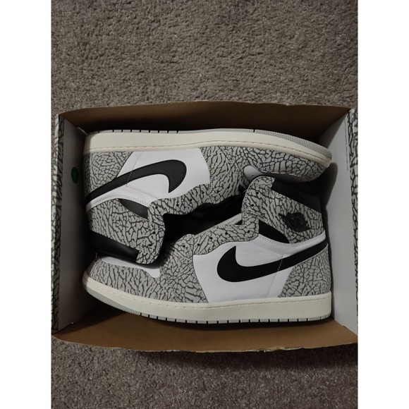 Nike Other - Air Jordan 1 Retro High OG (Elephant)